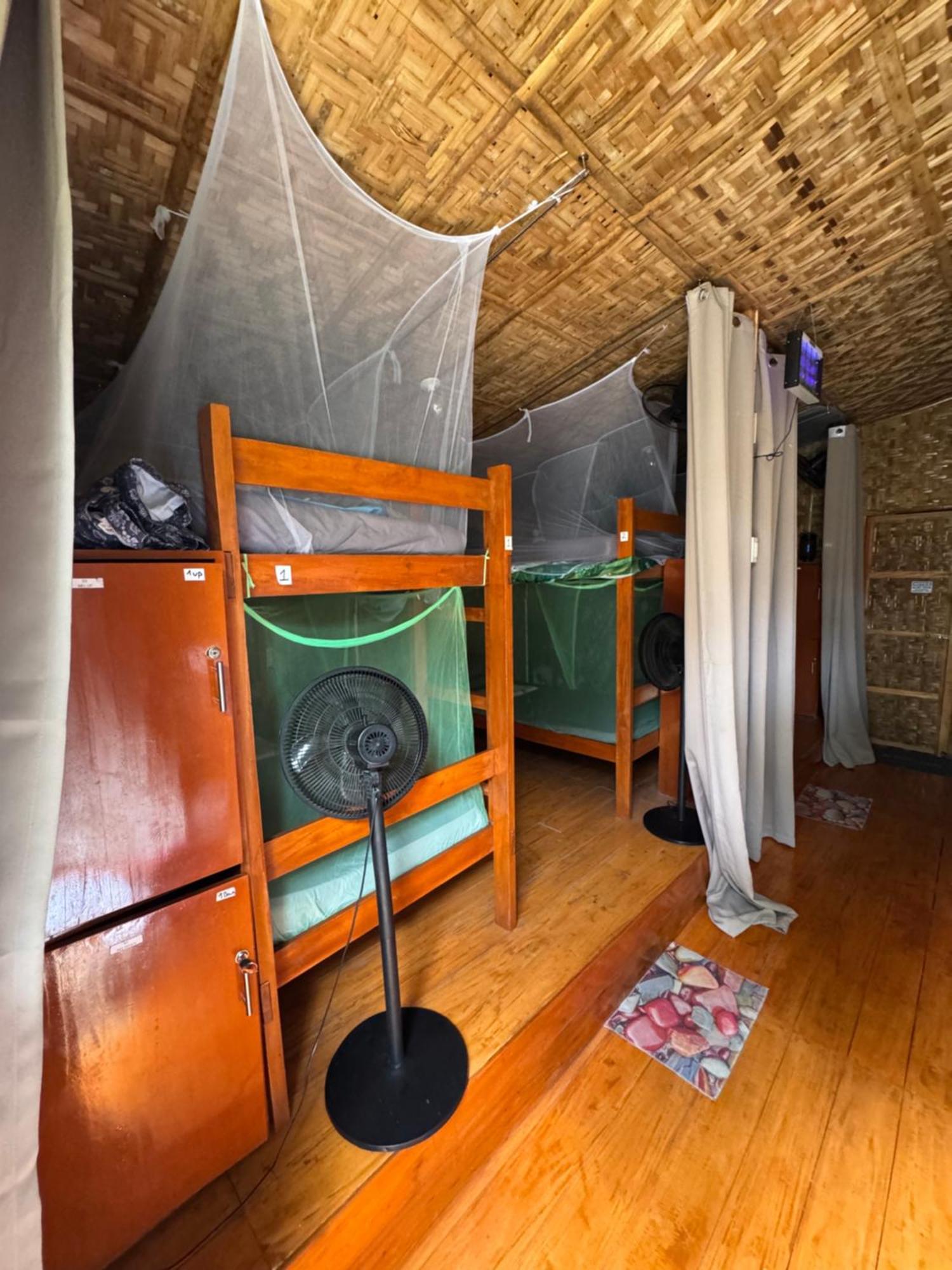 Nautilus Hostel & Hammocks Panglao Exteriör bild